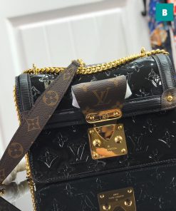 Louis Vuitton LV Wynwood Shoulder Bag (1)