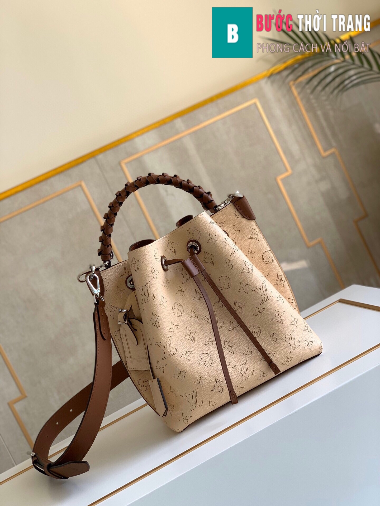 Louis Vuitton Muria (M55800, M55799, M55801)