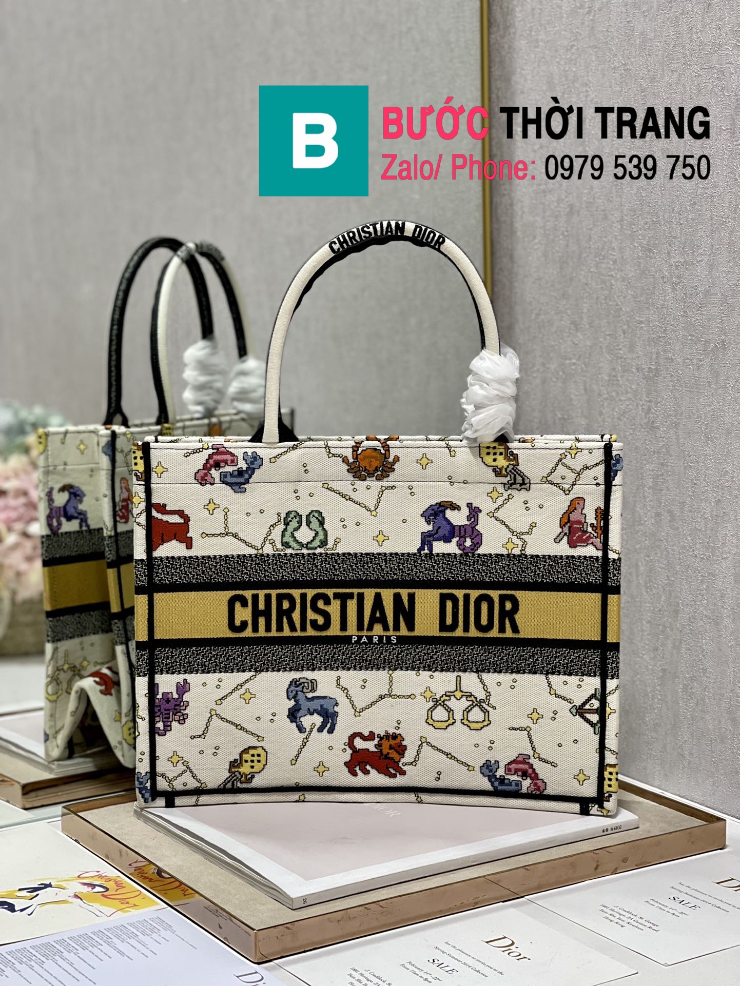 Túi xách Dior tote size 36.5cm màu trắng họa tiết chòm sao (1)