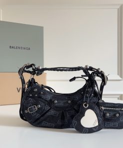 Túi xách Balenciag Le Cagole cao cấp da bê màu đen size 26cm