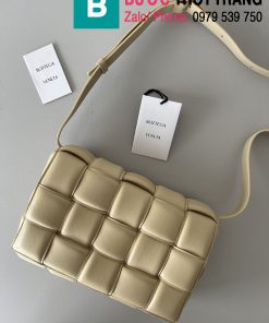 Túi xách Bottega Veneta Cassette bag cao cấp da bê màu trắng ngà size 26cm