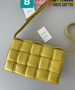 Túi xách Bottega Veneta Cassette bag cao cấp da bê màu vàng size 26cm