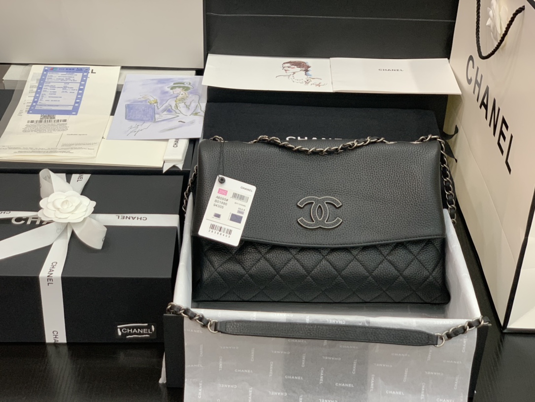 Túi xách Chanel Handbags Lambskin Flap bag (28)