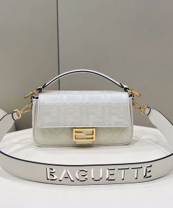 Túi xách Fendi Baguette siêu cấp da bê màu trắng size 26cm