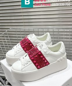 giày thể thao Valentino