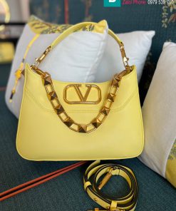 Túi xách Valentino Gravani Stud Sign Hobo cao cấp da bò màu vàng size 28cm