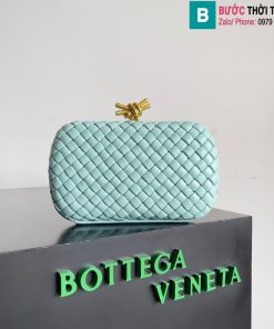 Ví cầm tay Bottega Veneta Knot cao cấp da cừu màu xanh nước size 20.5cm