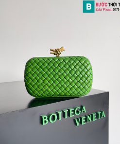Ví cầm tay Bottega Veneta Knot cao cấp da cừu màu xanh nõn size 20.5cm