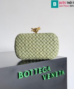 Ví cầm tay Bottega Veneta Knot cao cấp da cừu màu xanh rêu size 20.5cm
