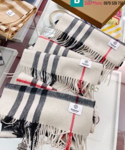 Khăn choàng Burberry cashmere màu trắng ngà