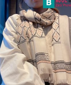 Khăn choàng Louis Vuitton canvas