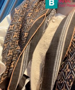 Khăn choàng Louis Vuitton canvas