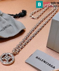 Vòng cổ nam Balenciaga mặt tròn