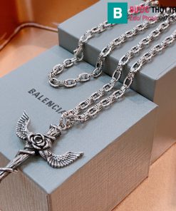 Vòng cổ nam Balenciaga