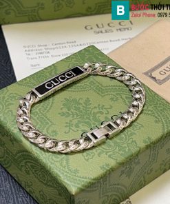 Vòng tay Gucci chuỗi khắc GG