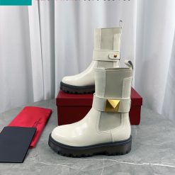 boot valentino