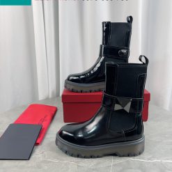 boot valentino