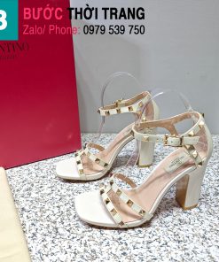 giày cao gót valentino