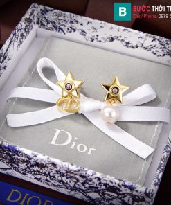 Bông tai Dior ngọc trai chữ CD