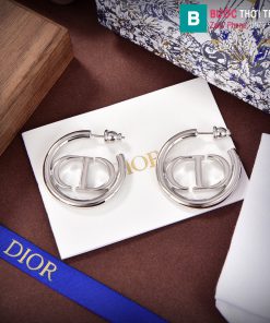 Bông tai Dior chữ CD