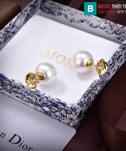 Bông tai Dior ngọc trai