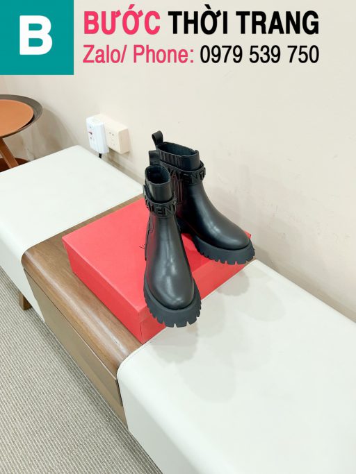 boot valentino