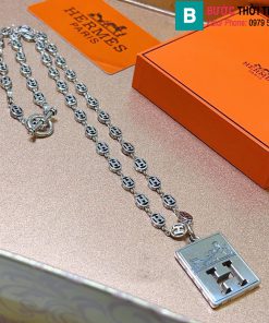 Vòng cổ Hermes mặt hình chữ nhật H cao cấp