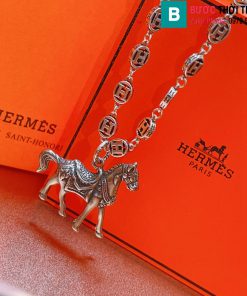 Vòng cổ Hermes hình con ngựa cao cấp