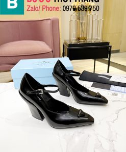 giày cao gót prada