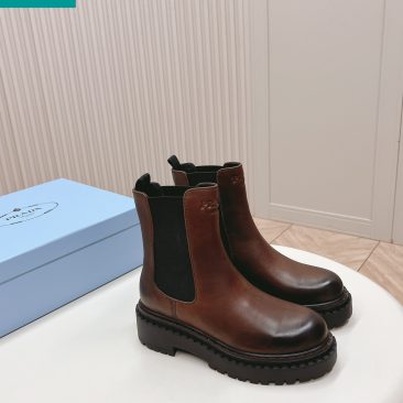 boot prada