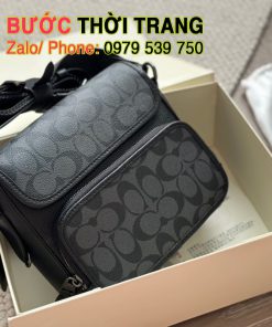 Túi xách Coach size 21 cm họa tiết logo nổi bật, túi màu đen thanh lịch