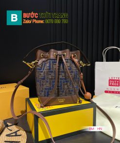 Túi xách FENDI khóa dây rút rất xinh size 14x21 cm
