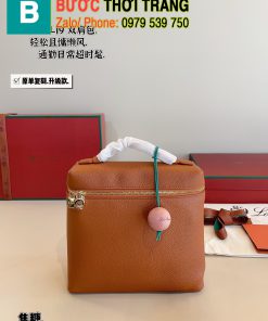 Túi xách Loro Piana màu nâu bò đeo chéo có quai cầm tay