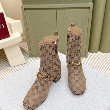 Bốt cao cổ Gucci màu nâu canvas mũi tròn cực đẹp