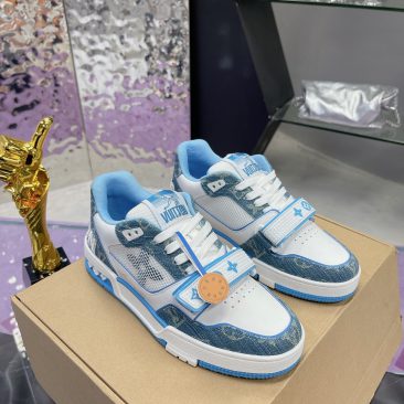 Giày LV Trainer hàng siêu cấp màu xanh nhạt cực đẹp
