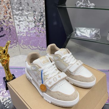 Giày LV Trainer hàng siêu cấp màu nâu nhạt cực đẹp