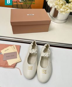 Giày búp bê Miu miu màu trắng ngà quai nhún xinh xắn