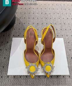 Giày cao gót Amina Muaddi chất lụa mũi nhọn màu vàng cao 9.5 cm