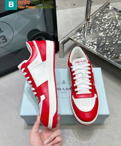 Giày thể thao Prada màu trắng đỏ phong cách
