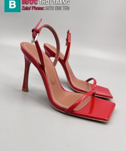 Sandan cao gót Amina Muaddi màu đỏ bóng mũi vuông cao 9.5cm