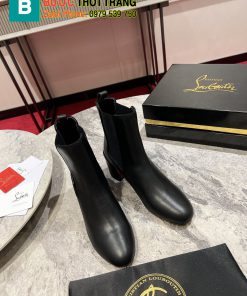Bốt Christian Louboutin màu đen da bò mềm mịn mũi tròn và đế vuông sang trọng