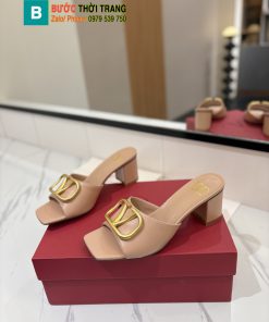 Dép cao gót Valentino màu be siêu cấp chất da mềm đanh logo vàng bóng, dép cao 6cm
