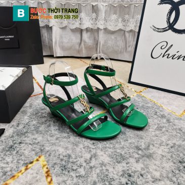 Dép sandal YSL màu xanh lá cây gót cao 3,5cm logo vàng bóng nổi bật