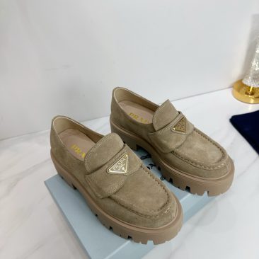 Giày Loafer Prada màu be siêu cấp chất liệu da lộn đế cao su bền bỉ