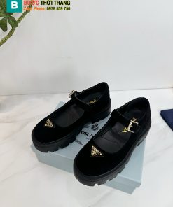 Giày Mary Jane Prada màu đen đính logo nổi bật chất liệu da lộn mềm êm đế cao su bền bỉ