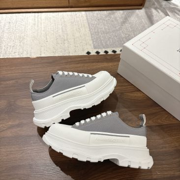 Giày vải Alexander McQueen chất lượng 1:1 màu xám đế trắng cao 5cm