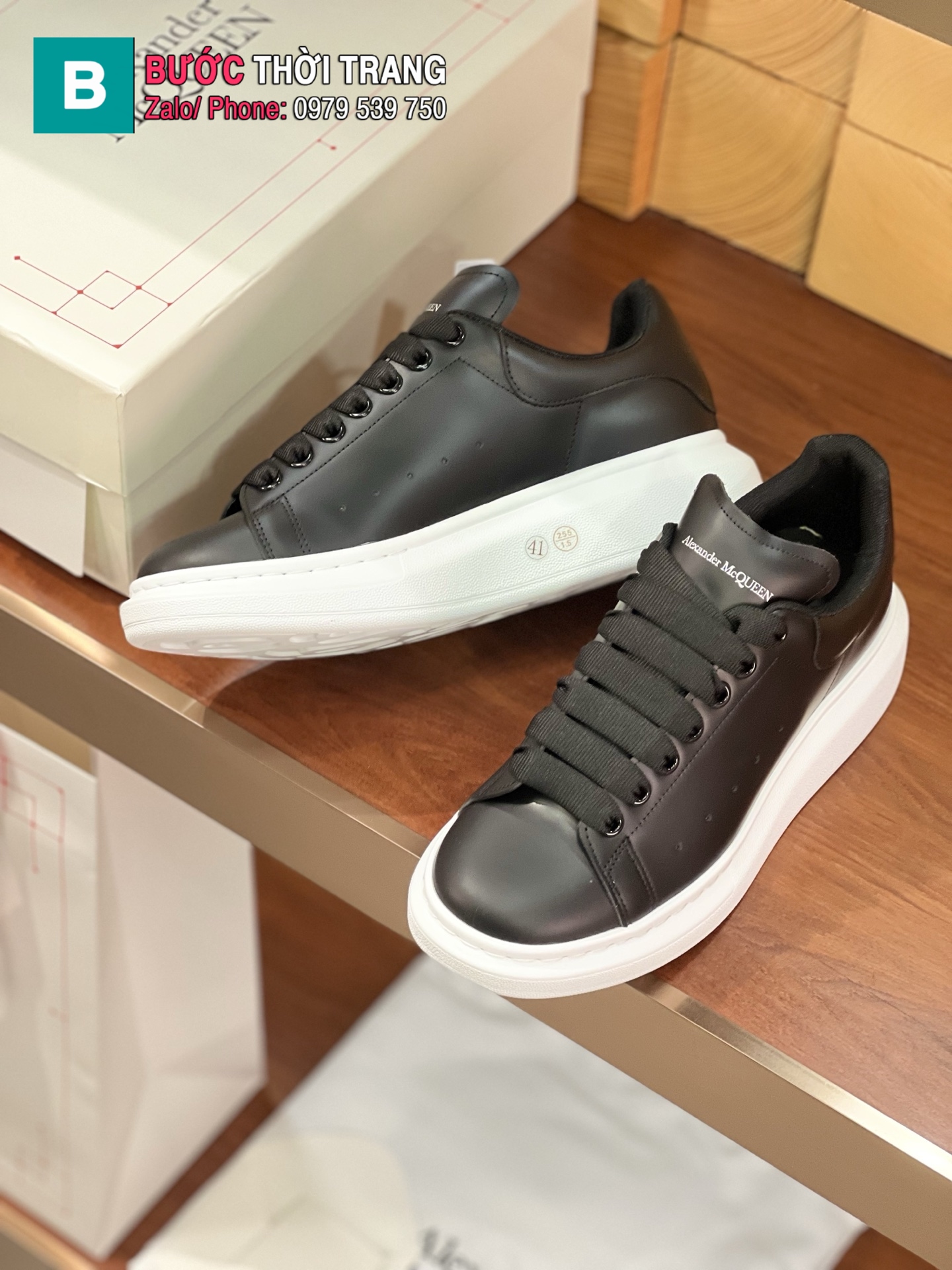 Giày thể thao Alexander McQueen bản classic màu đên gót trắng cao 4.5cm