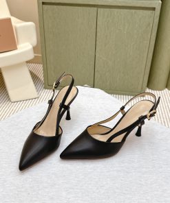 Giày Gianvito rossi cao gót màu đen siêu cấp chất liệu da bò mũi nhọn nữ tính