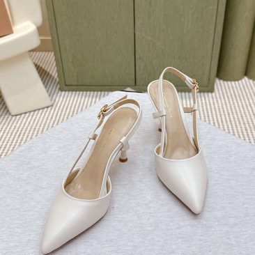 Giày Gianvito rossi cao gót màu trắng siêu cấp chất liệu da bò mũi nhọn nữ tính
