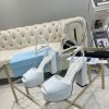 Giày cao gót PRADA hở mũi màu trắng đế vuông cao chắc chắn chất da bò xịn đẹp